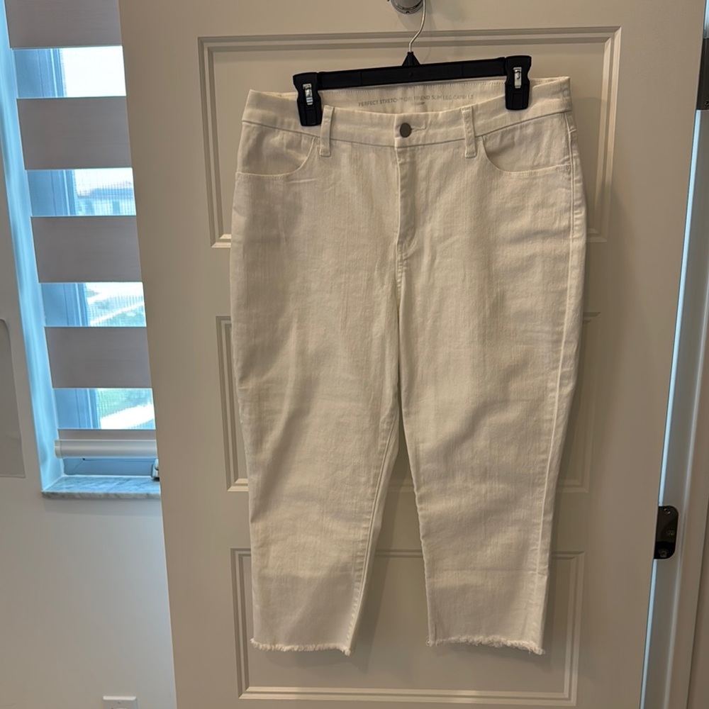 Chico's Stretch Cropped Jeans: SIZE 1.5